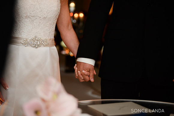 soncelanda-weddings-hands-22